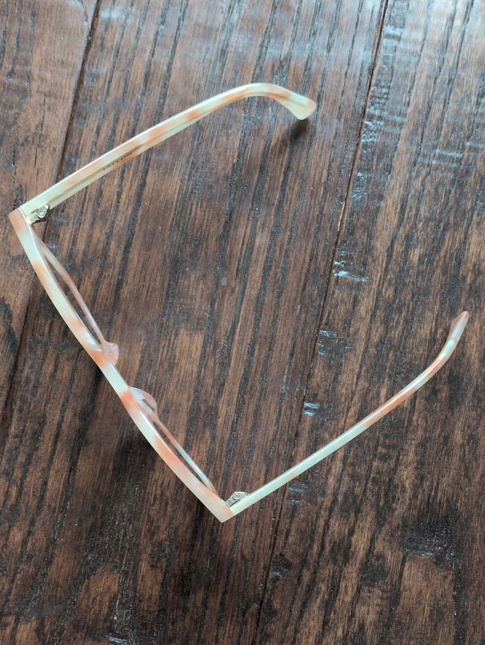 ANTHRO I Peach Tortoiseshell Cat-eye Frame TAYLOR Reader Glasses by I-SEA - Picture 4 of 15